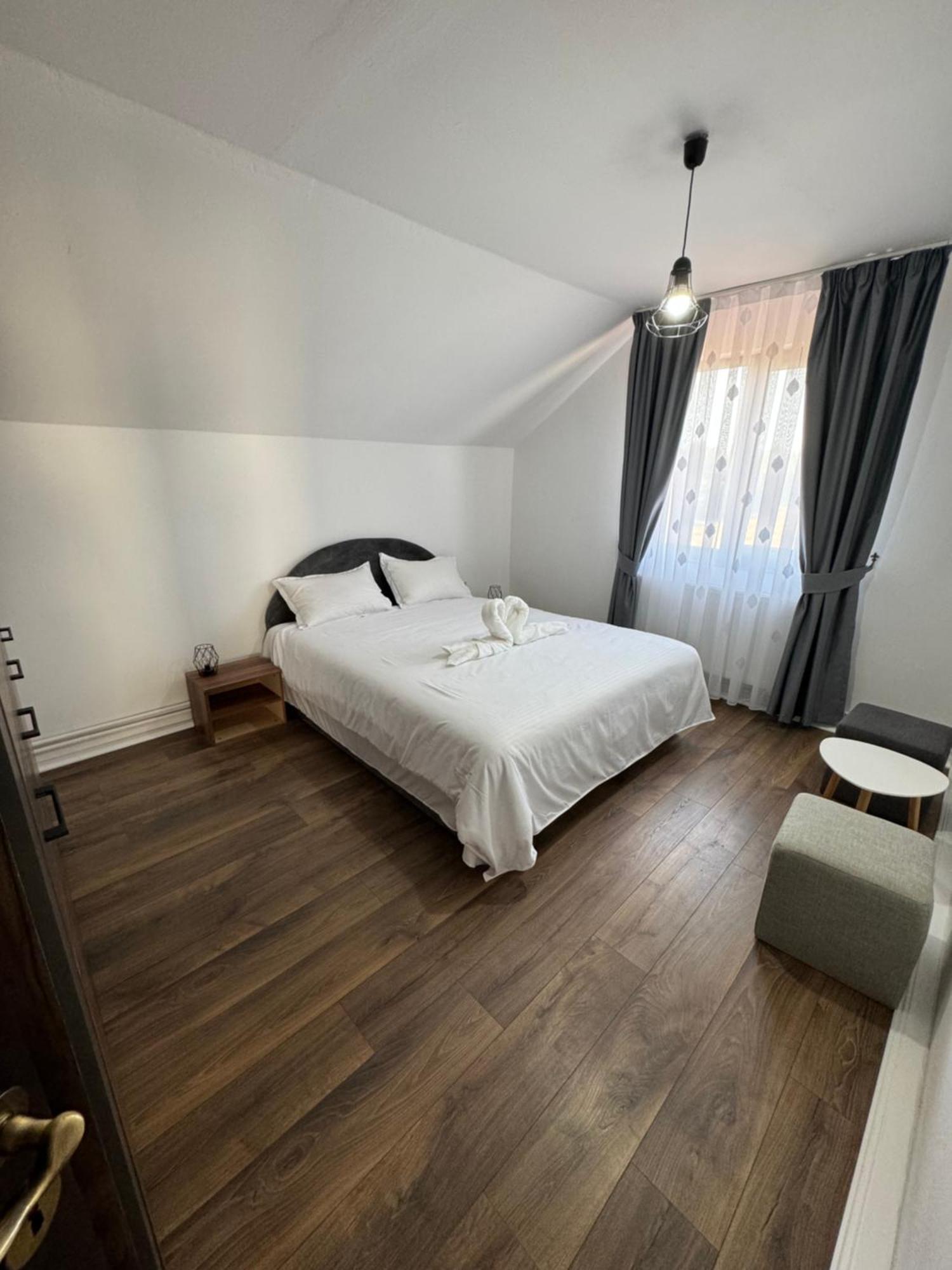 Casa Casy Villa Oradea Eksteriør billede